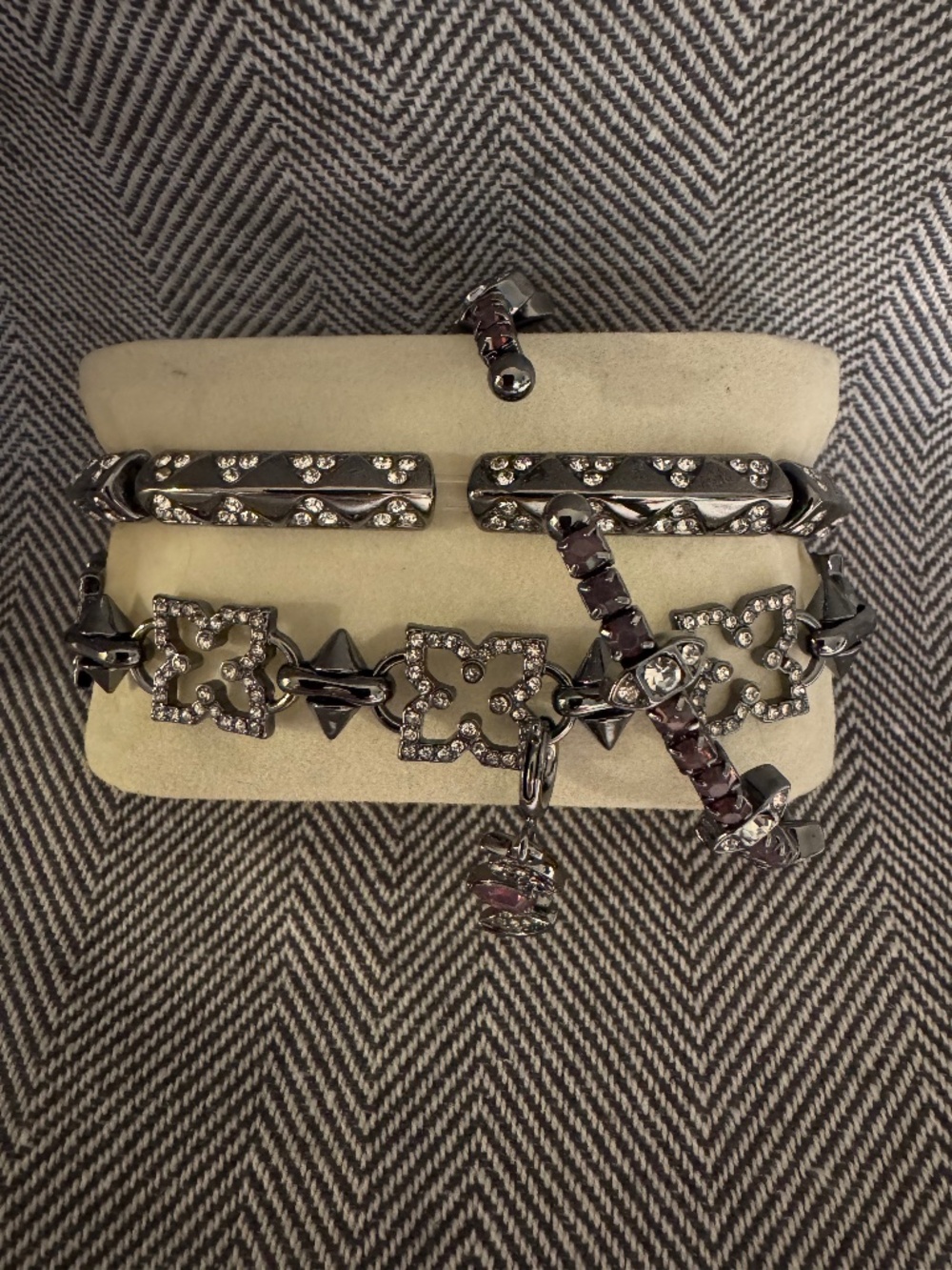 Sleek In The Shadows - Halloween 2025 Stack By BP (Not In Case)